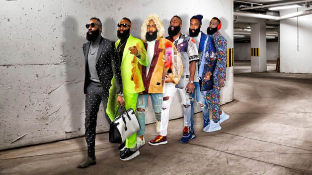 FASH50walkin.jpg